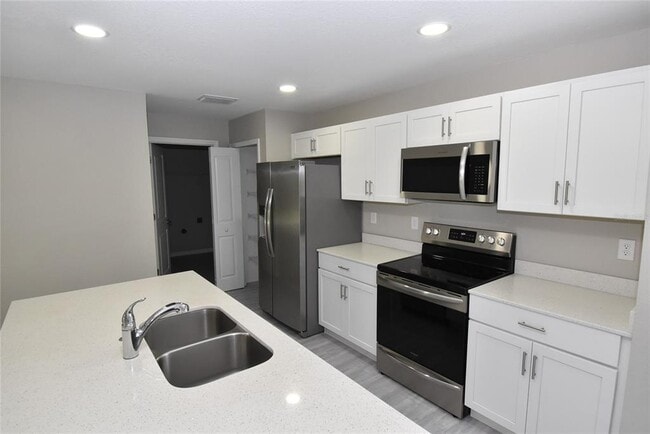 Building Photo - 212 Antis Dr