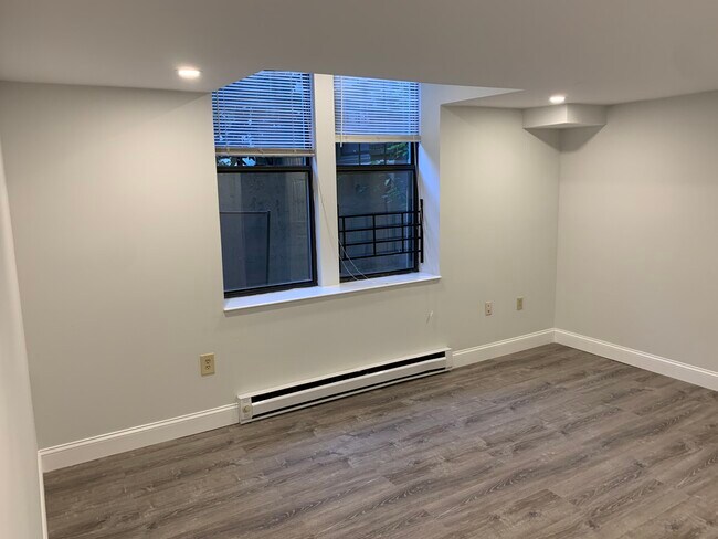 Foto del edificio - 104 Queensberry St