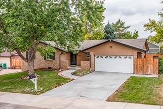 Building Photo - 6359 S Harlan Way