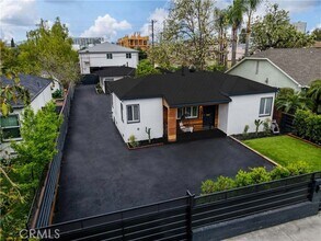 Building Photo - 11340 Emelita St
