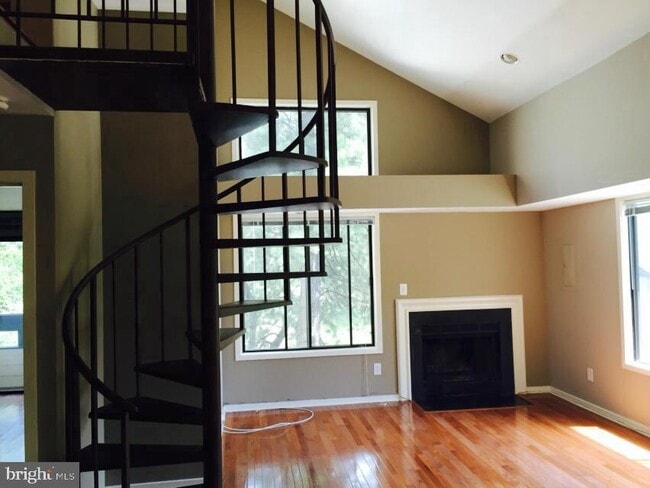 Building Photo - 18472 Bishopstone Ct