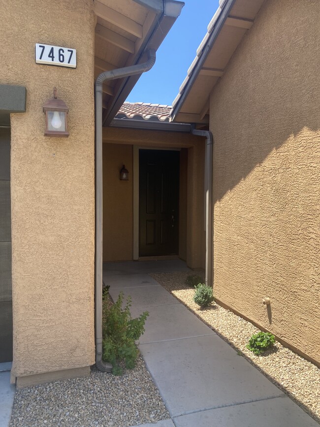 Building Photo - 7467 Horizon Rock Ave
