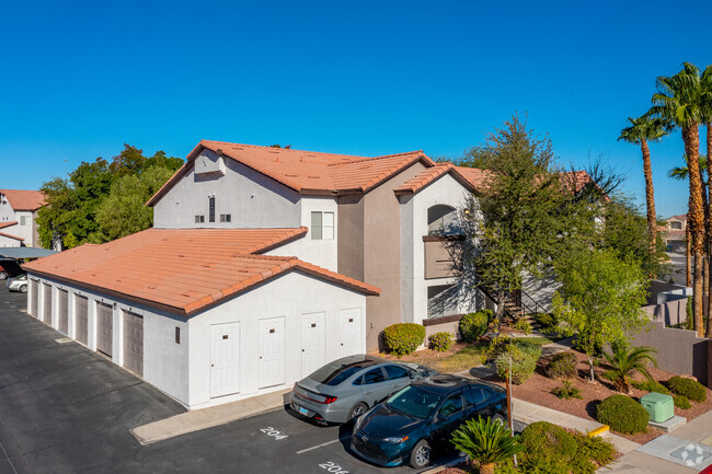 Building Photo - Southgate Condominiums