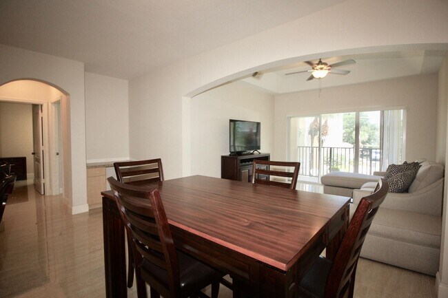 Building Photo - 1803 Belmont Pl