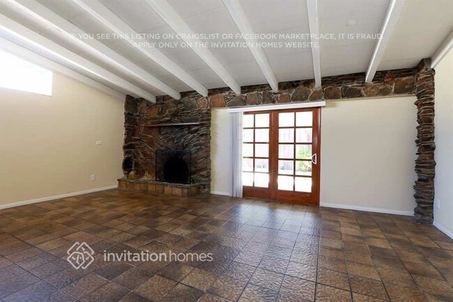 Foto del edificio - 8002 Crosnoe Ave