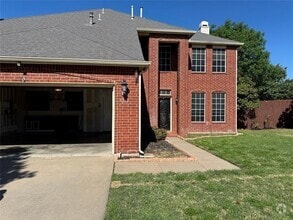 Building Photo - 9141 Saratoga Rd