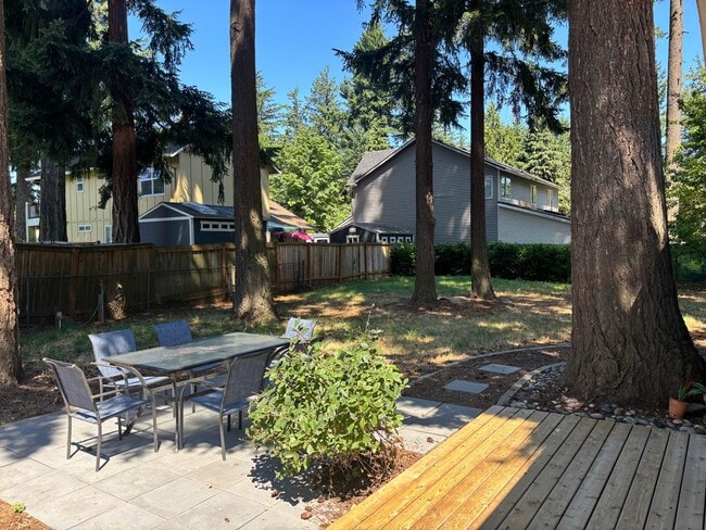 Rockwood - Single Level, Beautifully Updat... - Rockwood - Single Level, Beautifully Updat... House