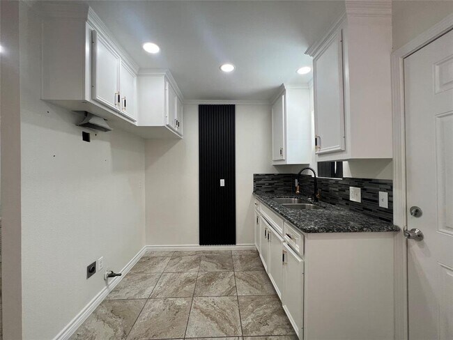 Foto del edificio - 4926 Wilmington St