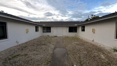 Building Photo - 11470 Char Ann Dr