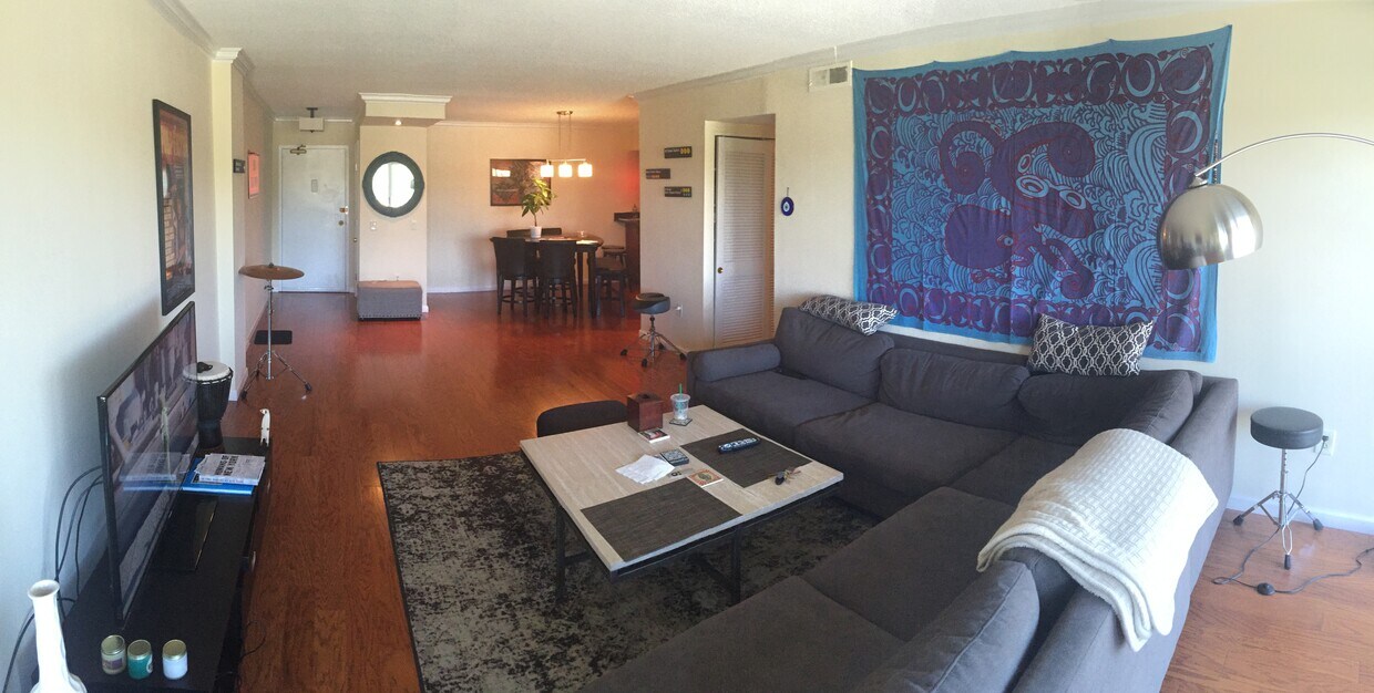 1300 Army Navy Dr, Arlington, VA 22202 Apartments in Arlington, VA