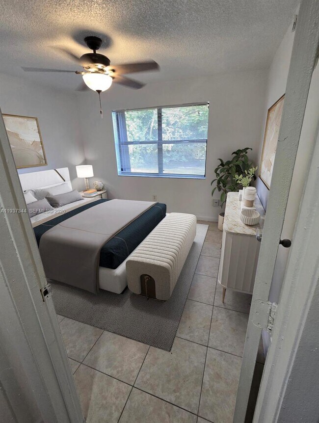 Foto del edificio - 1575 Owl Rd