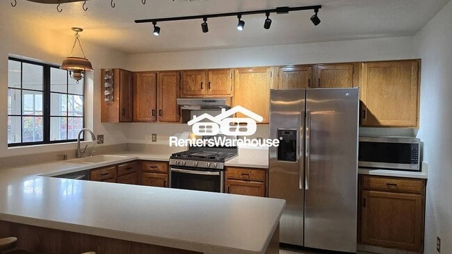 Foto del edificio - 8181 N Brookshire Ct