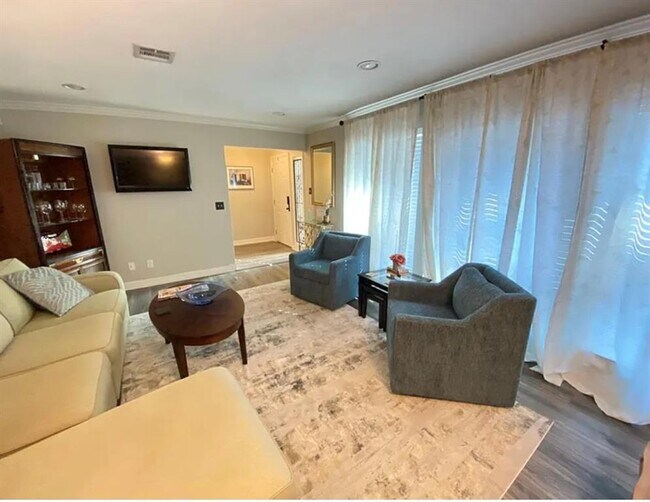 Foto del edificio - 3907 Gertin St