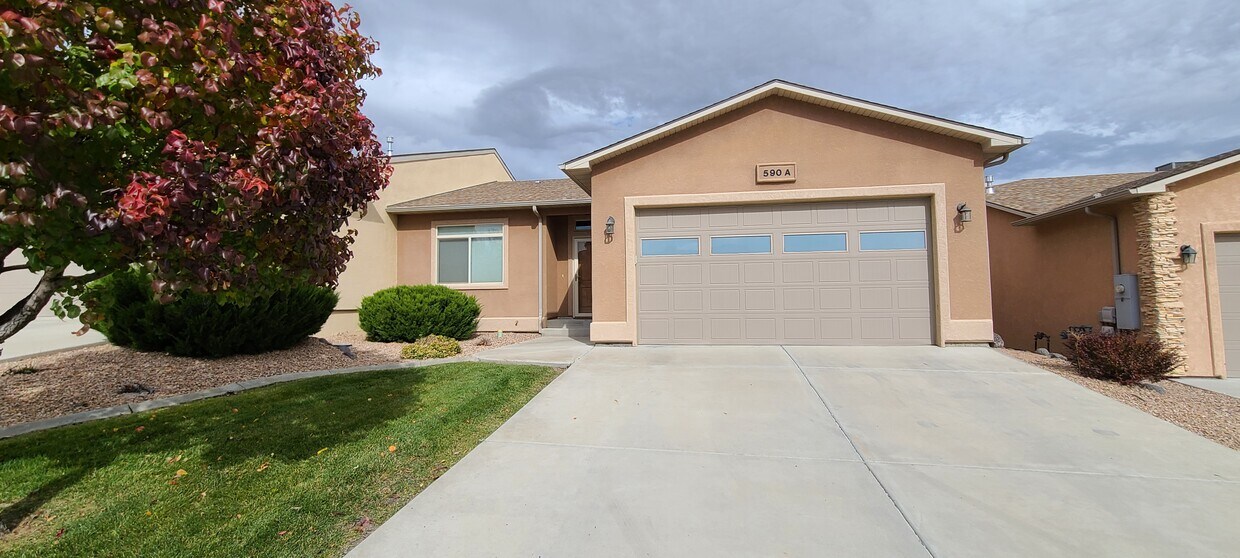 590 Rio Grande Dr, Grand Junction, CO 81501 Townhome Rentals in Grand