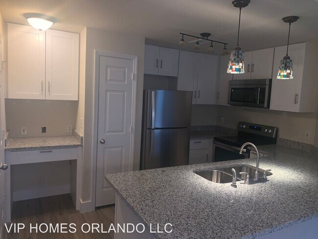 Building Photo - 2025 Erving Cir