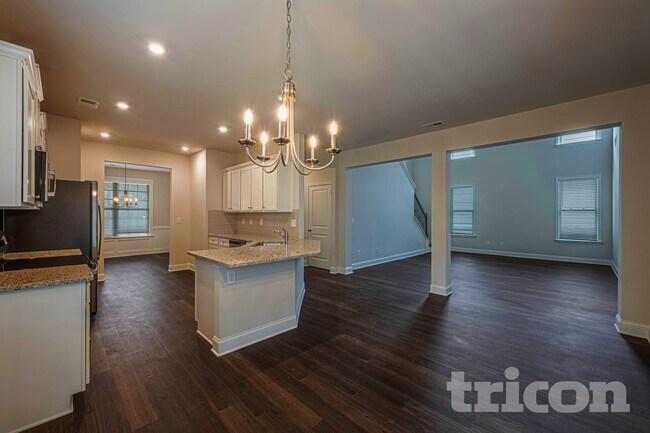 Foto del edificio - 424 Curlin Ct