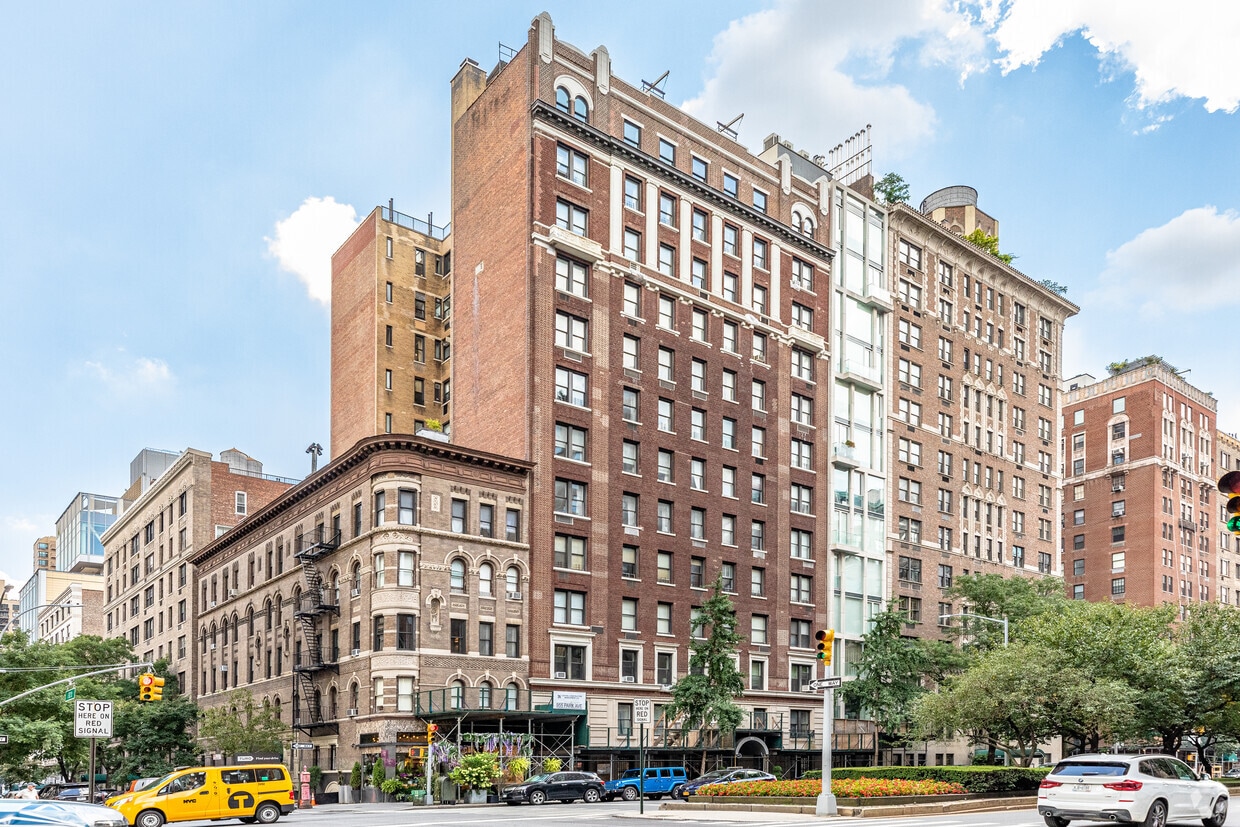 955 Park Ave, New York, NY 10028 Apartments in New York, NY