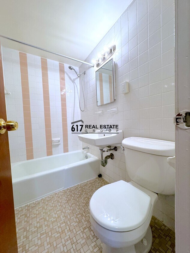 Building Photo - 58 S Huntington Ave