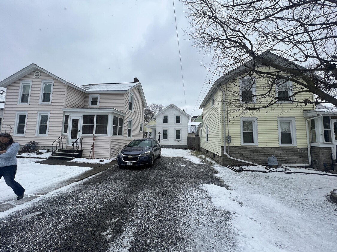 314 Chemung St, Syracuse, NY 13204 House Rental in Syracuse, NY