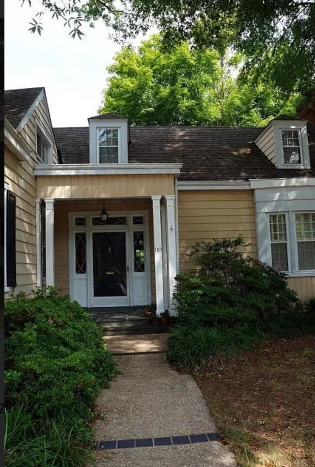 110 Grove St, Farmville, VA 23901 House Rental in Farmville, VA