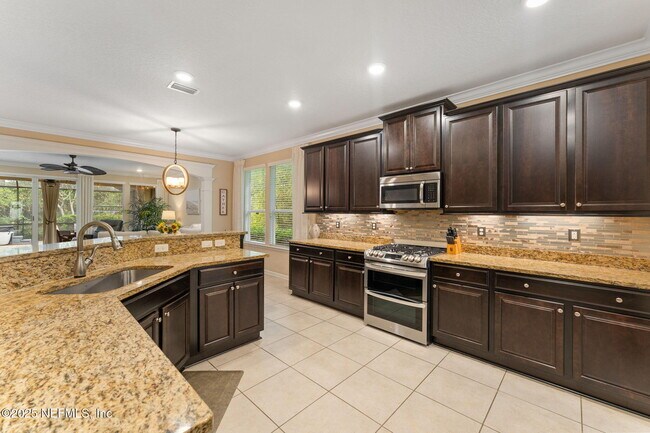 Foto del edificio - 22 Medio Dr