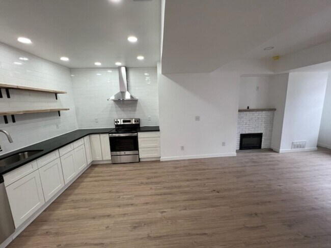 Building Photo - Beautiful Home for Rent