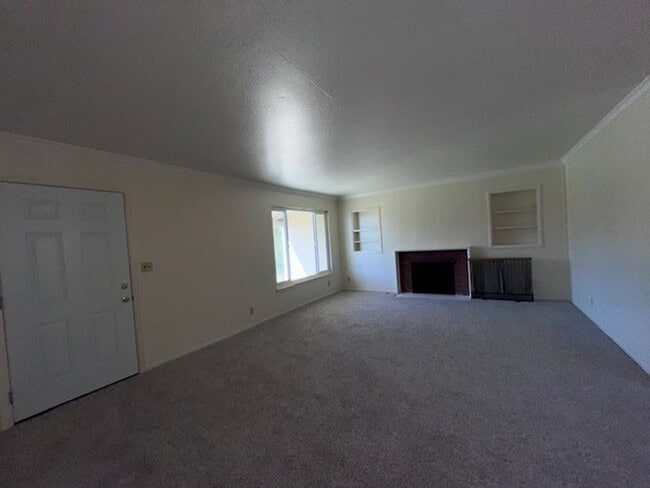 Photo - Freshly painted Parkway home close to scho...