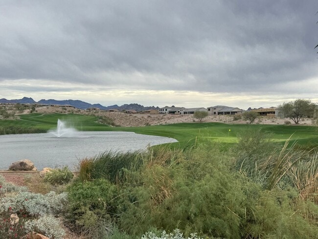 Foto del edificio - 4 BR Laughlin Ranch Golf Estate Utilities included, Fully furnished on Bullhead Parkway