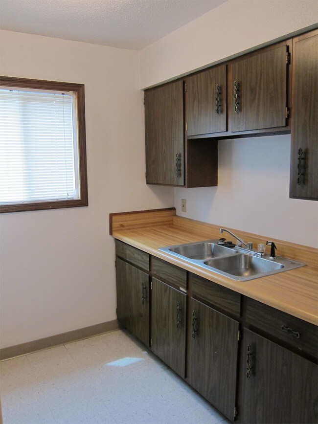 Foto del edificio - 2003 Waterloo Rd