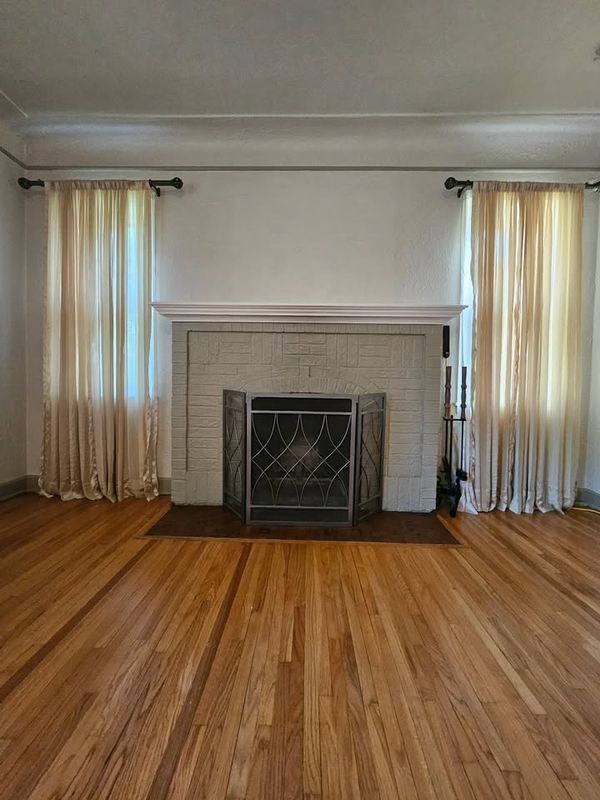 Foto del edificio - 5224 Bloomington Ave