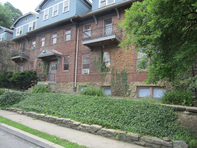 Building Photo - CLEMMER