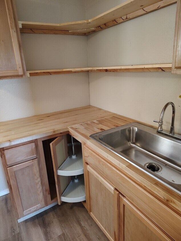 Foto del edificio - COMING SOON- Newly remodeled - Cute and Co...