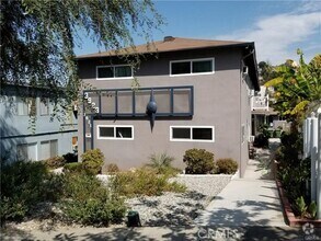 Building Photo - 3823 Stockbridge Ave