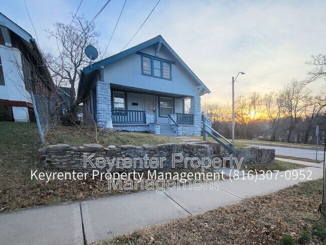 Foto del edificio - 1601 E 43rd St