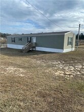 Building Photo - 1056 Howard Brown Rd