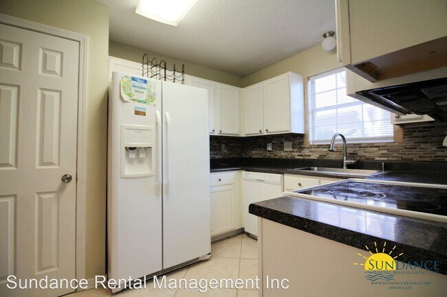 Building Photo - 3 br, 2 bath House - 557 Rough Leaf Lane