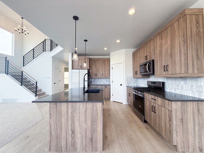 Foto del edificio - Spacious Family Home with Modern Upgrades