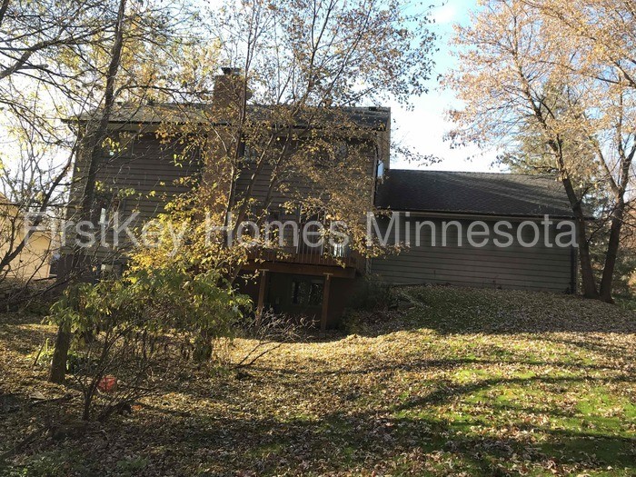 Building Photo - 13097 Euclid Ave