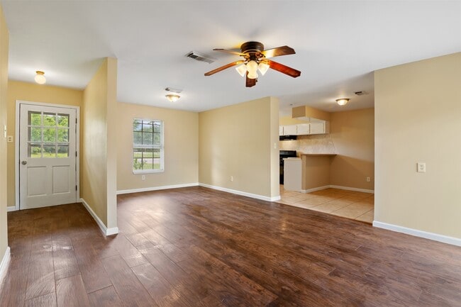 Building Photo - 18108 Wild Oak Dr