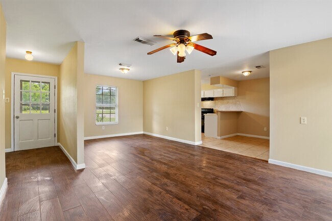 Foto del edificio - 18108 Wild Oak Dr