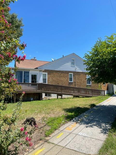 Foto del edificio - 6203 Piney Branch Rd NW