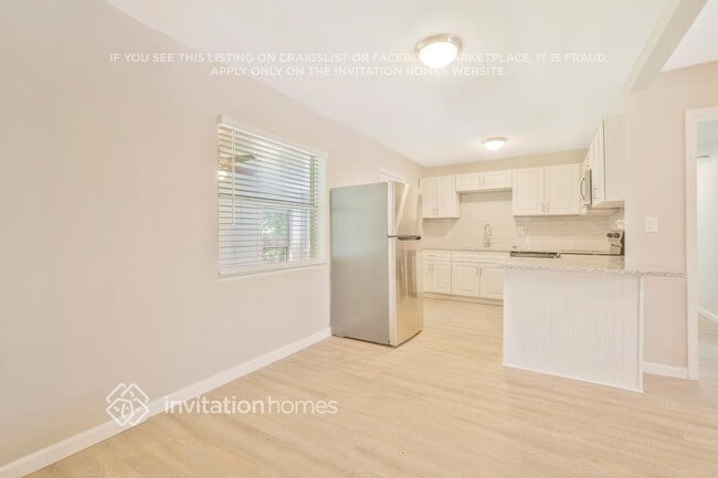 Building Photo - 2819 Parr Ct E