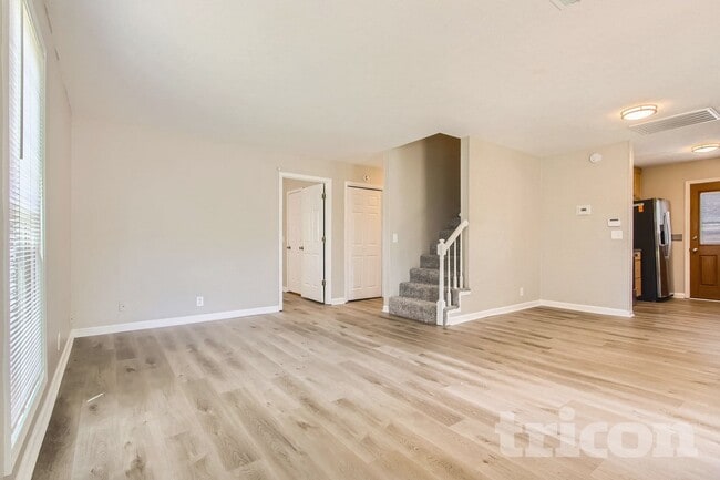 Building Photo - 426 Kinsey Blvd