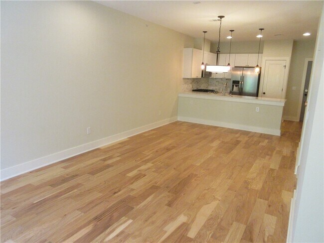 Building Photo - 908 Nueces St