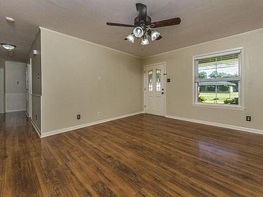Building Photo - 308 Genevieve Dr