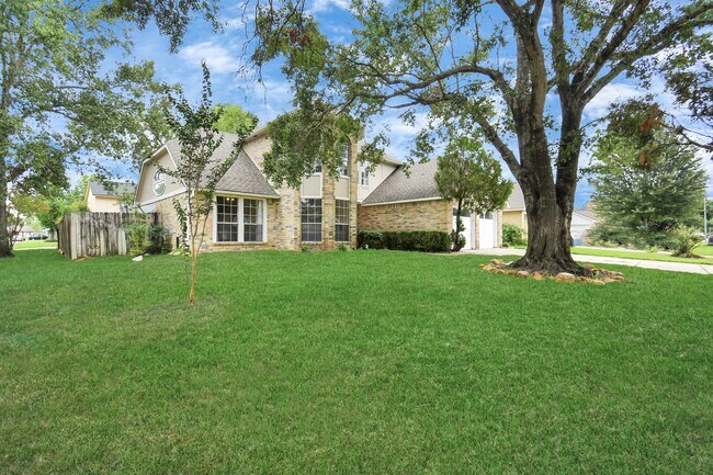 Foto del edificio - 14810 Cypress Ridge Dr