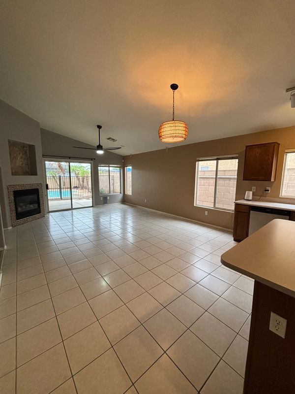 Building Photo - 3464 S Moccasin Trail