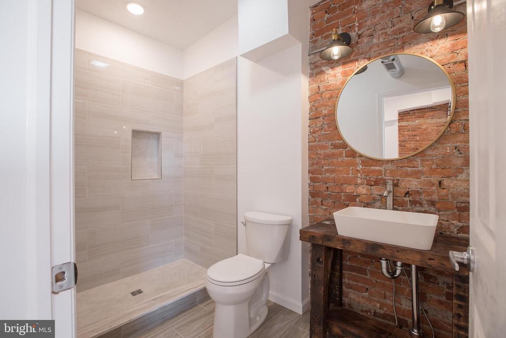Foto principal - 1611 Swain St