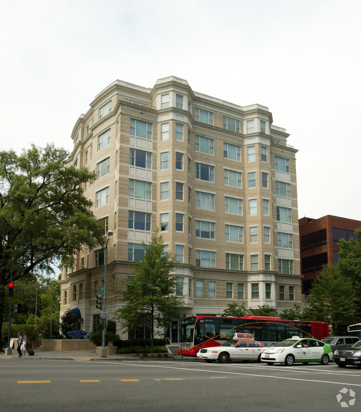 Foto principal - 2600 Pennsylvania Ave NW