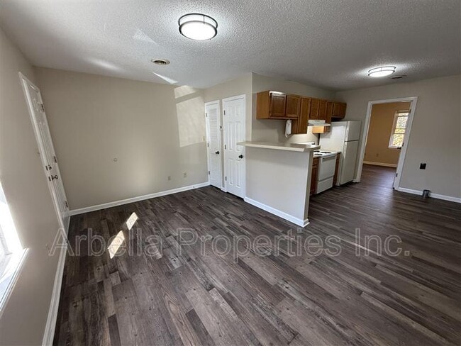 Foto del edificio - 1909 Cherokee Rd